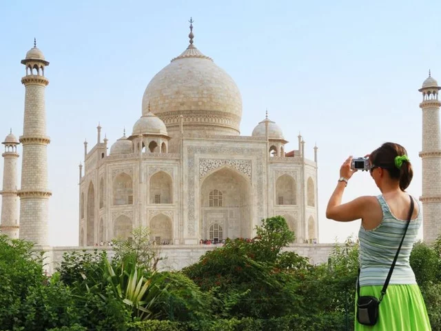 What can India do to attract more international tourists?